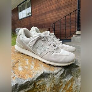Women’s New Balance 696 size 7.5